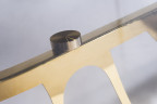 Стол обеденный, стеклянная столешница на золотом основании